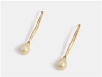 Thumbnail for Simple pearl earrings